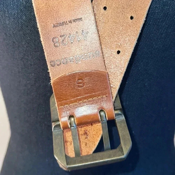 Sundance Women’s Brown Leather Belt with Rivets, Studs Size Small - Picture 9 of 14